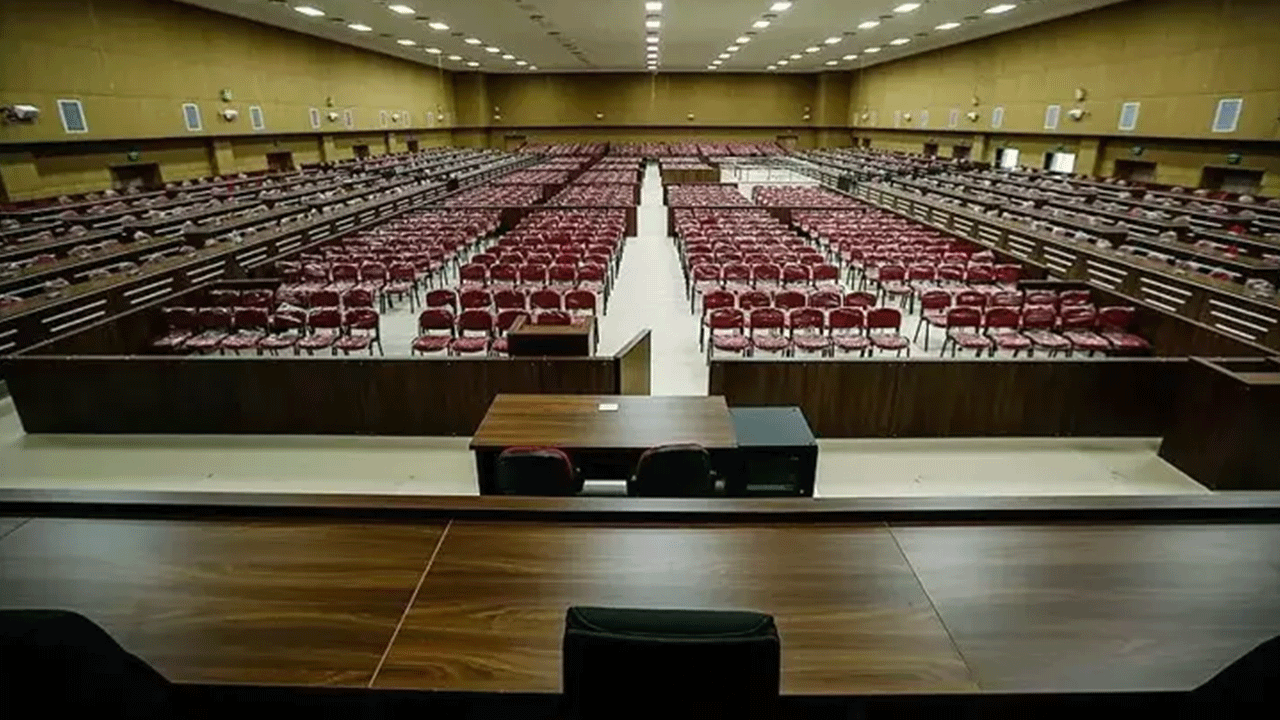 Ankara Adliyesi’nde skandal! Katip savcı gibi karar verdi, dosyaları kapattı