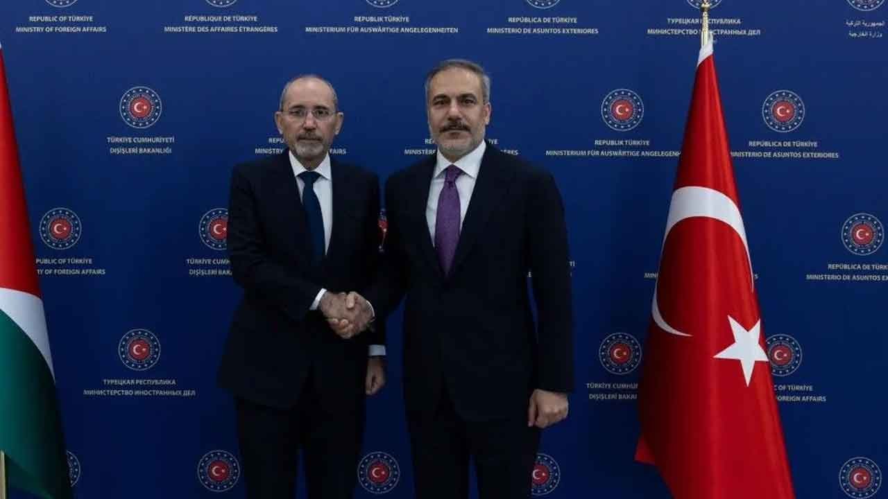 Ankara-Amman hattında kritik zirve! Bakan Fidan ve Safadi ateş çemberini görüştü