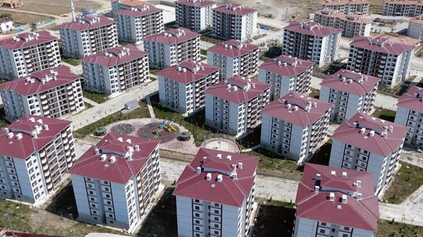 Ankara İstanbul İzmir hangi illerde ilçelerde TOKİ konut yapacak?