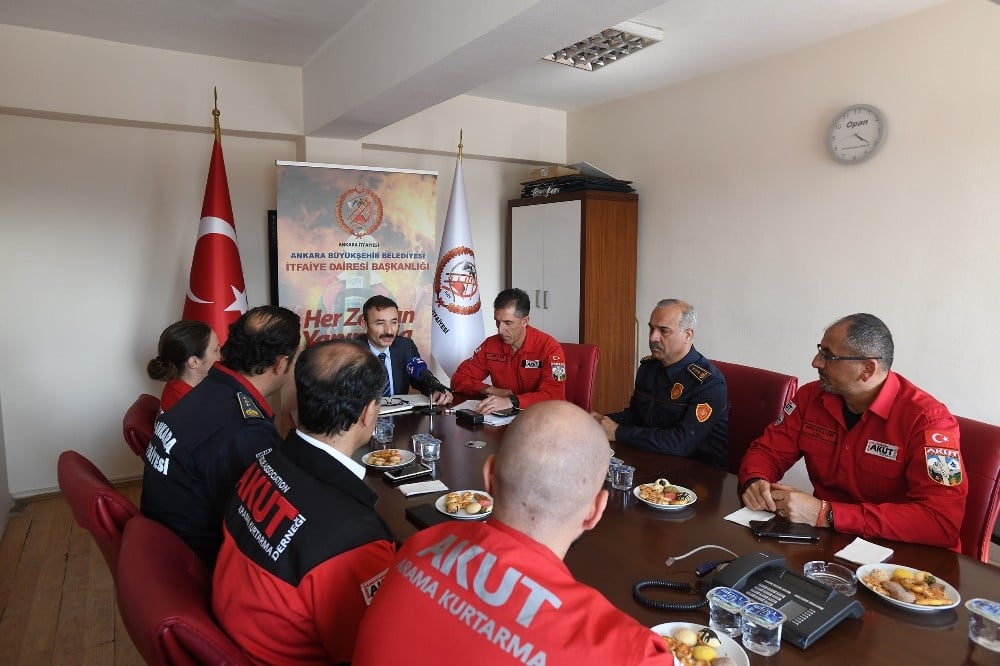 Ankara İtfaiyesi ve AKUT doğal afetlerde iş birliği yapacak 