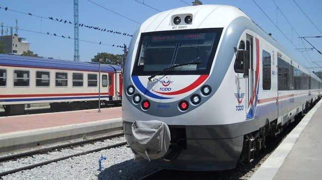 Ankara-İzmir arasını 3,5 saate indirecek proje 2019 yılı sonuna kadar tamamlanacak