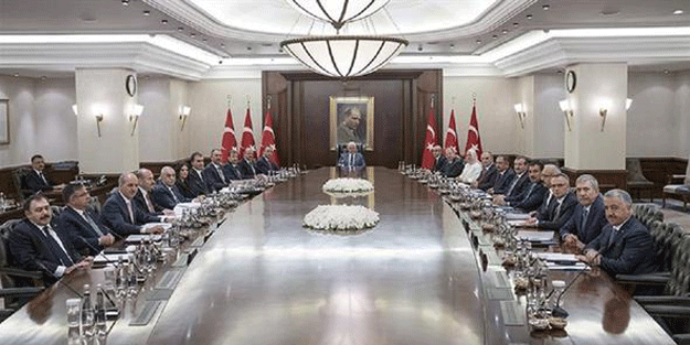 Ankara kulislerinde konuşulan bomba söylenti… 18 bakan birden değişebilir!