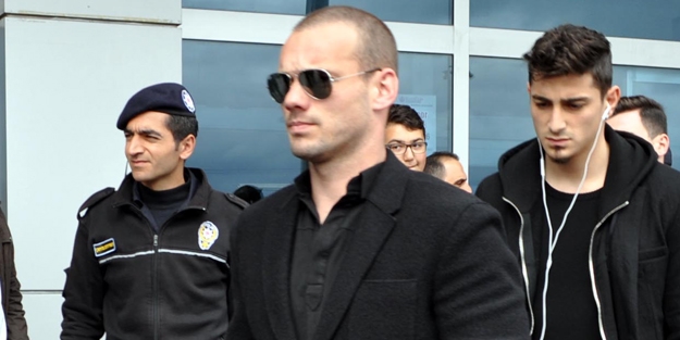 Ankara saldırısı sonrası Sneijder'den şok karar!