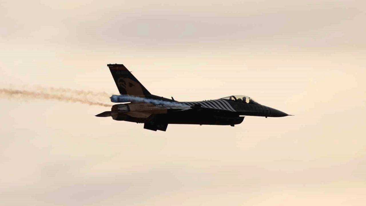 Ankara Valiliği’nden askeri uçak uyarısı