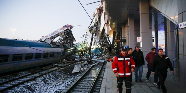 Valisi Şahin'den tren kazası açıklaması