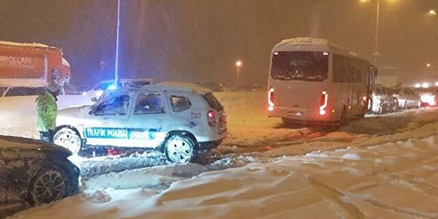 Ankara Valisi'nden, İstanbul istikametine yola çıkılmaması uyarısı