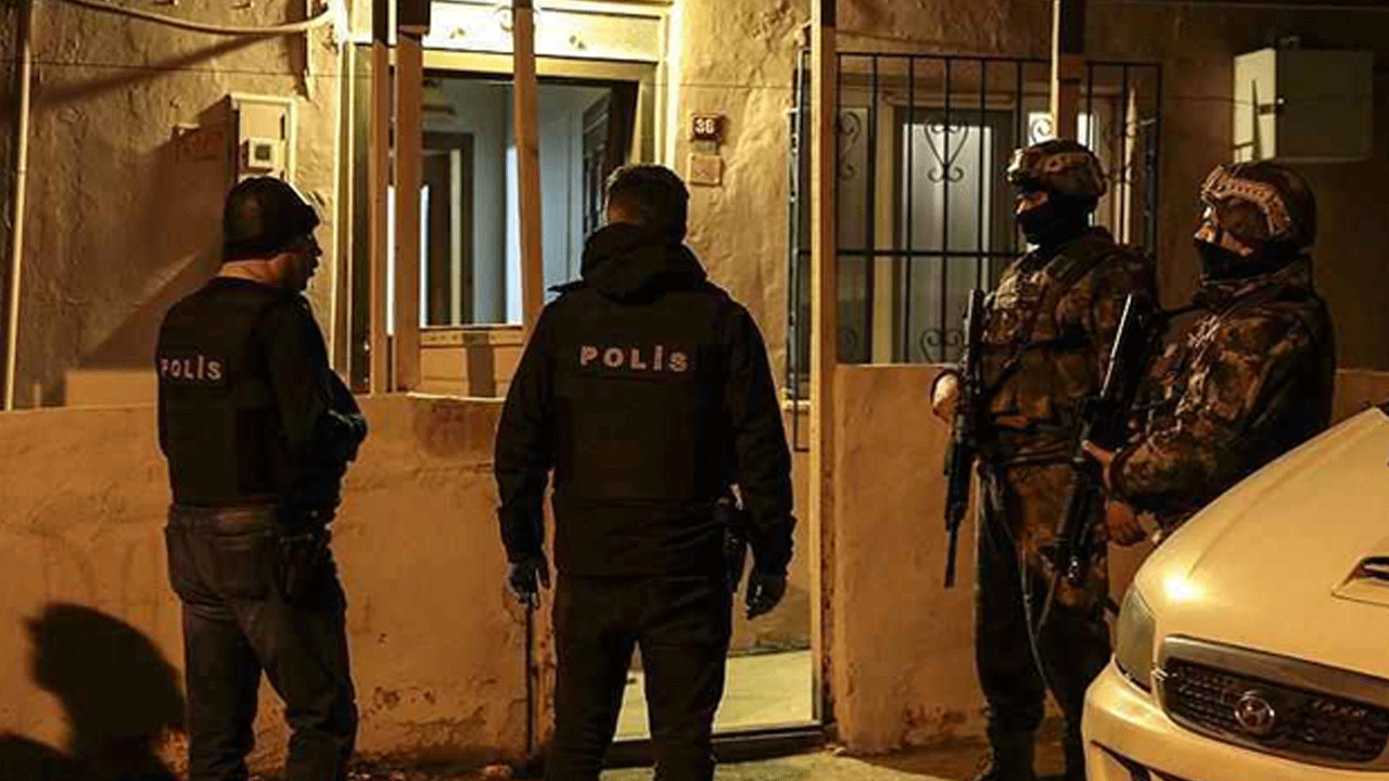 Ankara ve Antalya'da çete operasyonu! 20 şüpheli yakalandı