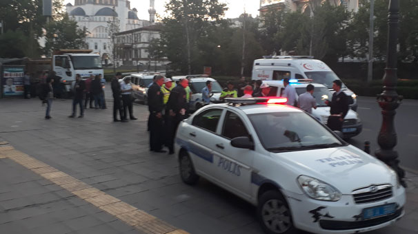 Ankara'da 2 kişi ayaklarından vurularak yakalandı!