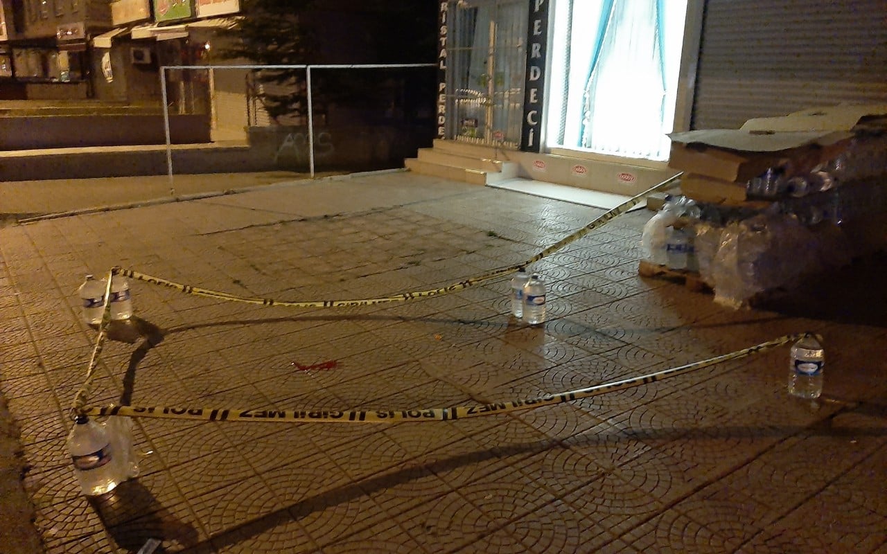 2,5 aylık kardeşini camdan aşağı attı