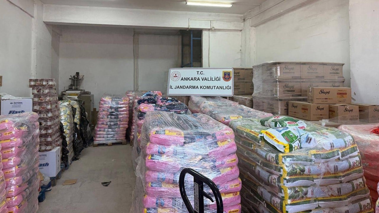 Ankara’da 37 ton sahte deterjan ve kozmetik ürününe el konuldu