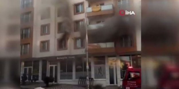 Ankara'da 5 katlı apartmanda yangın paniği!