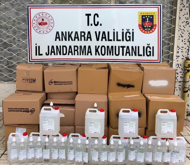 Ankara’da 657 litre kaçak dezenfektan ele geçirildi 