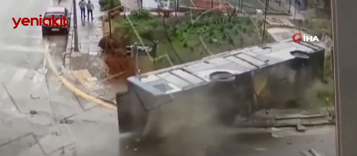 Ankara'da 7 kişinin yaralandığı otobüs kazası kamerada