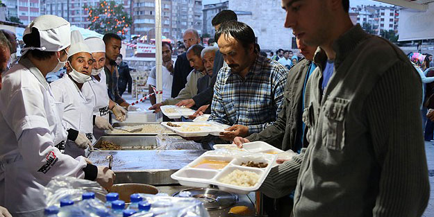Ankara'da 9 noktada iftar çadırı kuruluyor