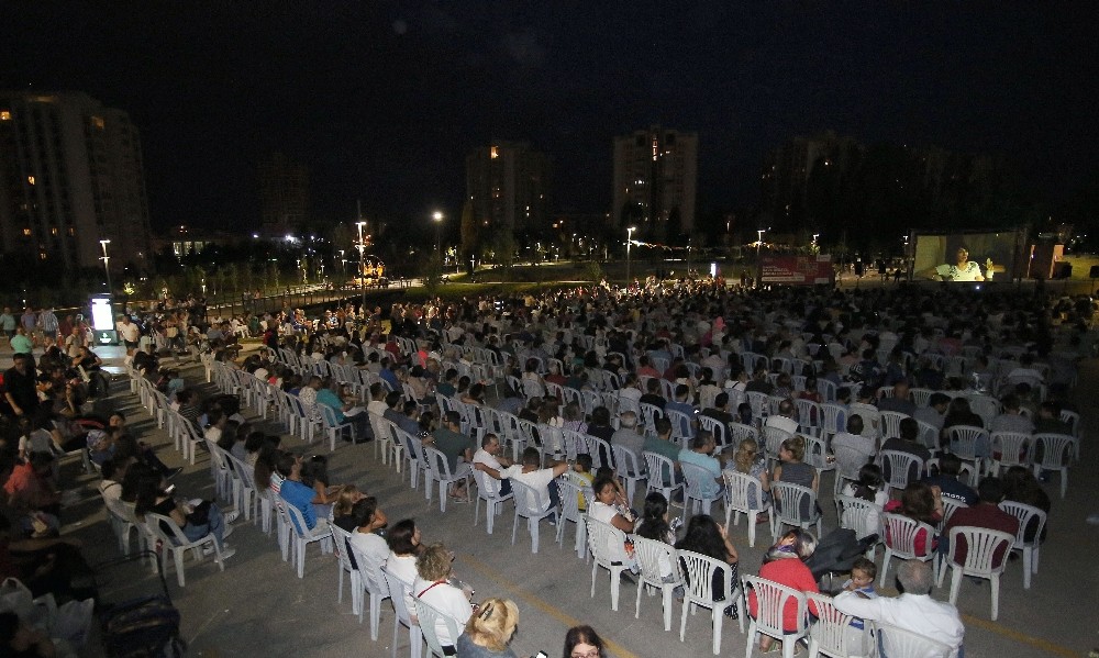Ankara’da açık havada sinema keyfi başlıyor 