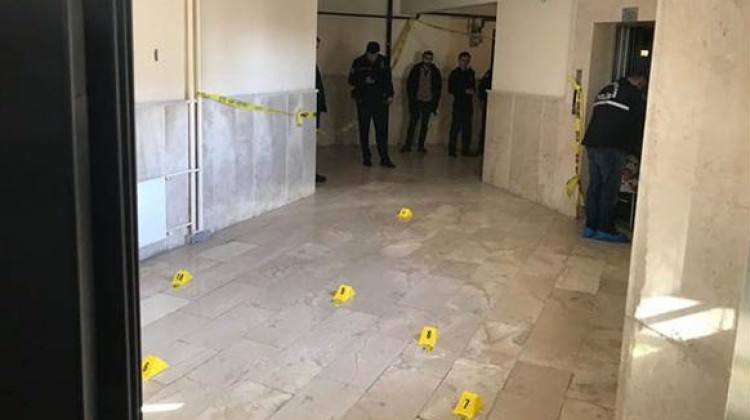 Ankara'da asansörde indiği anda kurşun yağdırdı