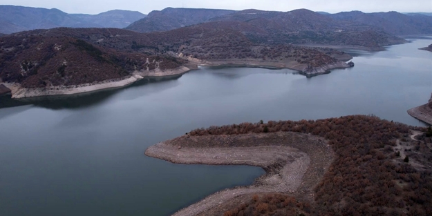 Ankara'da barajların doluluk oranı havadan görüntülendi