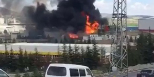 Ankara'da boya fabrikasında yangın