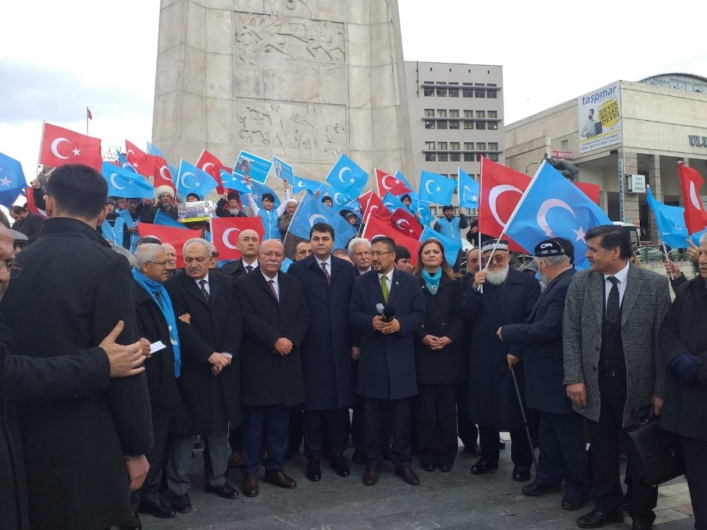 Ankara’da Çin protestosu 