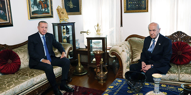 Ankara'da Cumhur İttifakı zirvesi! Cumhurbaşkanı Erdoğan ile Bahçeli'nin görüşmesi sona erdi
