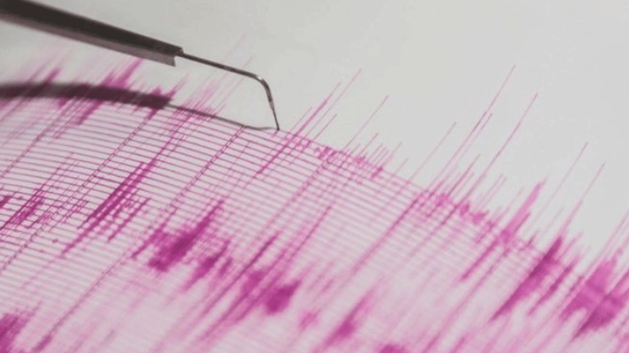 Ankara'da deprem! Farklı noktalarda hissedildi!