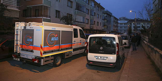 Ankara'da duvarlarÄ± Ã§atlayan 4 katlÄ± bina tahliye edildi