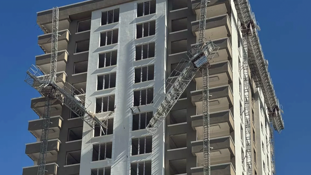 Ankara'da feci kaza: Bindikleri asansör ikiye ayrıldı! İki işçi öldü!