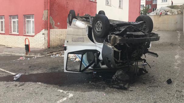Ankara'da feci olay! Okul bahçesine düştü...