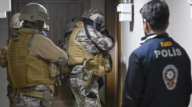 Ankara'da film gibi operasyon! 2 milyon lirayı çalan şüpheliler 2 saatte yakalandı