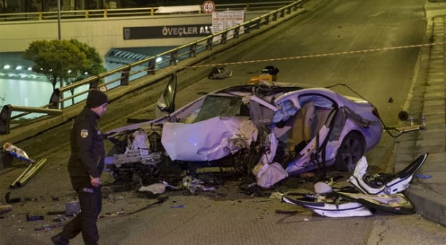 Ankara'da gece yarısı feci kaza: 2 kişi öldü