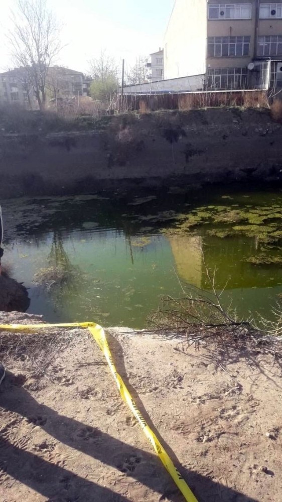 Ankara’da gölete giren 13 yaşındaki çocuk hayatını kaybetti 