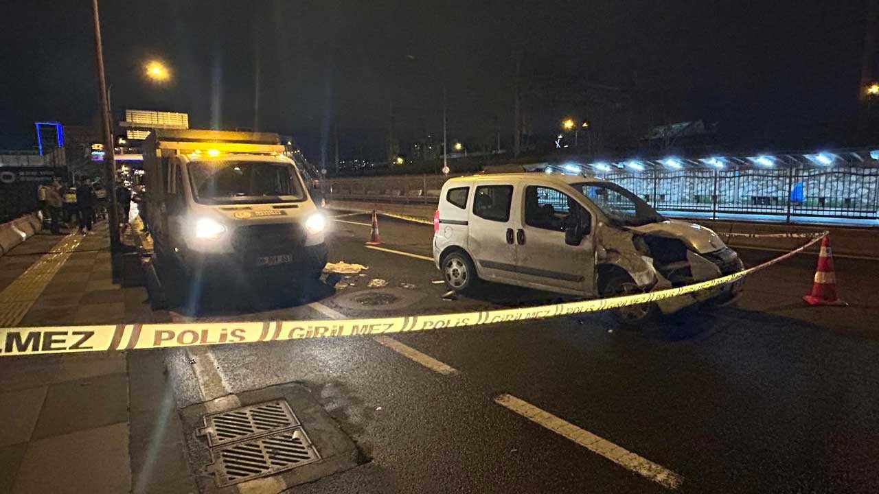 Ankara’da hafif ticari araç ile motosiklet çarpıştı