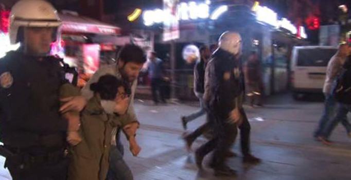 Ankara'da hareketli dakikalar: Polis göstericilere müdahale etti