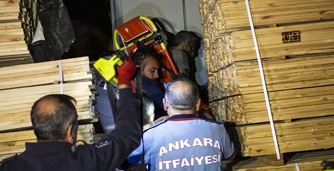 Ankara'da hırsızlık yaparken elektrik akımına kapıldı