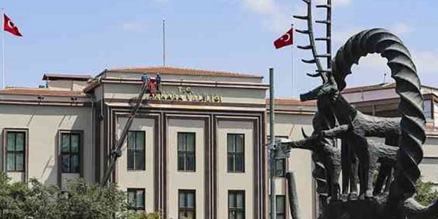 Ankara’da kamu binaları saat kaçta iş başı yapıyor? Ankara mesai saatleri kaç?
