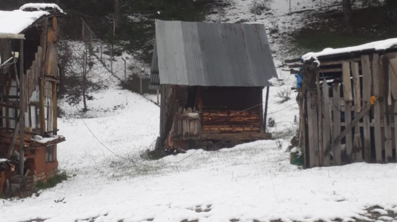 Ankara’da kış geri geldi: Kar kalınlığı 10 santimetreyi buldu
