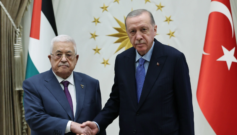 Ankara’da kritik zirve: Filistin Devlet Başkanı Abbas Külliyede