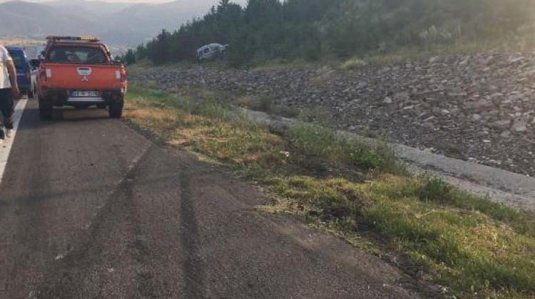 Ankara'da lastiği patlayan araç takla attı: 2 ölü, 3 yaralı