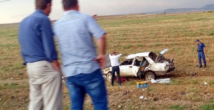 Ankara'da otomobil takla attı: 2 kişi öldü, 1 kişi yaralandı