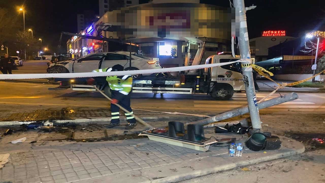 Ankara'da otomobil takla attı! 4 yaralı