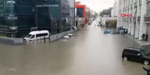 Ankara'da sağanak yağış: 11 yaralı