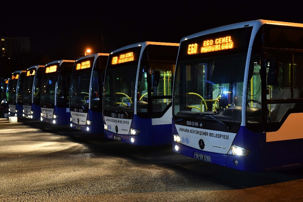 Ankara’da toplu taşıma araçları düzenli temizleniyor 