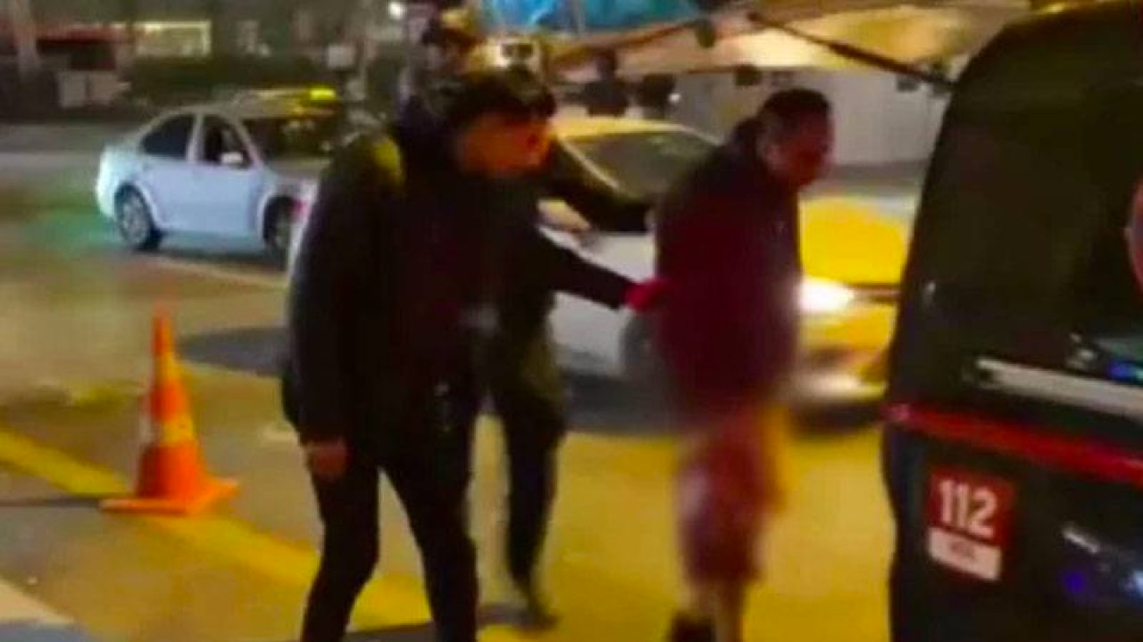 Ankara'da yarı çıplak gezen kişiye bakın ne oldu