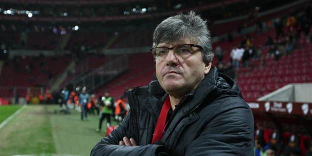 Ankaragücü Teknik Direktörü Mustafa Reşit Akçay: Küme düşme kaldırılsın