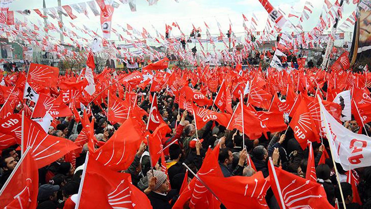 Anket sonuçları gerçeği ortaya çıkardı! CHP'nin gençleri ağzı bozukları seviyor
