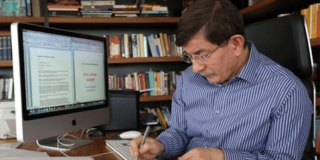 Anket şirketlerine kızan Davutoğlu'ndan garip açıklama: AK Parti ve MHP'lilerle iktidar olacağız