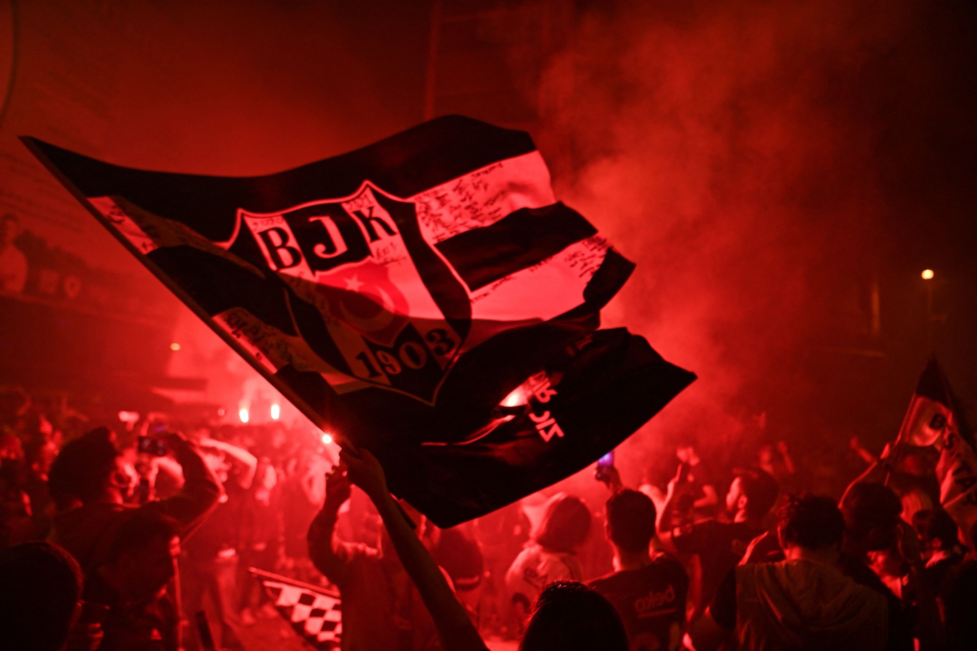 Anlaşma sağlandı! Taraftara müjdeli haber