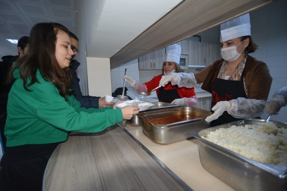 Anne Eli projesine yemek firmalarından destek 