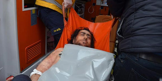 Anne katilini botlarla döverek öldürmüşler