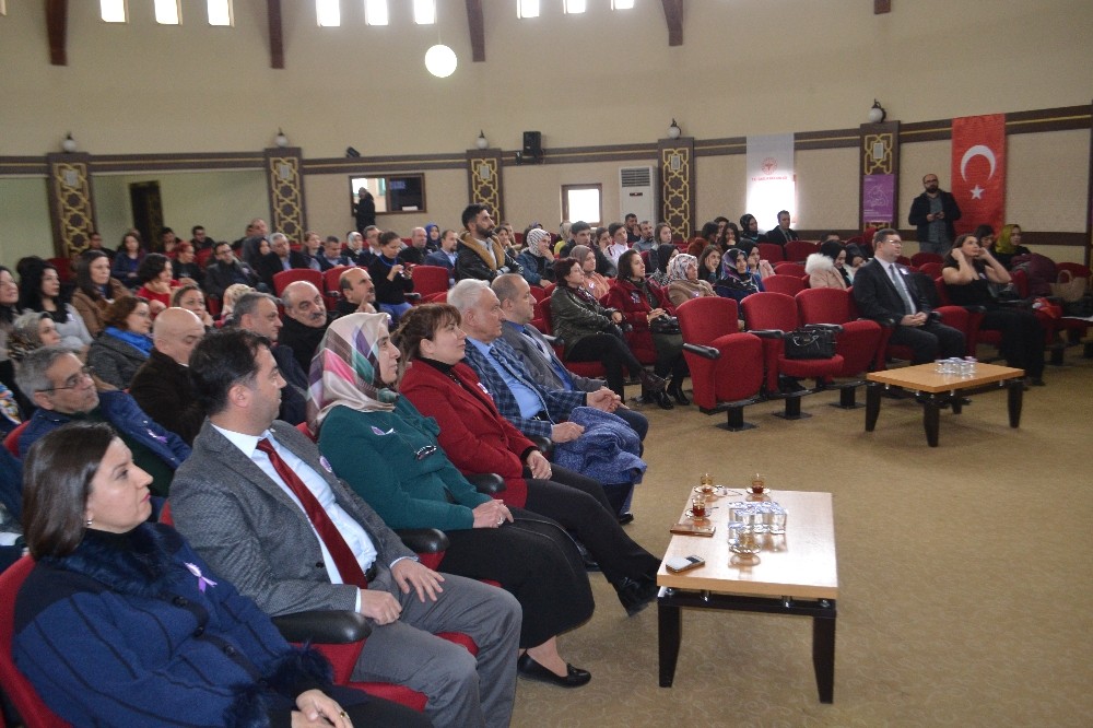 Anne sütü ile beslenmek her bebeğin hakkı 